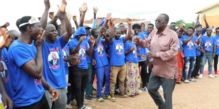 En visite à Boli (Didiévi)/ Ahoussou-Kouadio s’engage à être le porte-voix des populations auprès de Ouattara