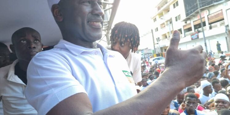 Yopougon: Bictogo charme les populations à travers une « grande marche »