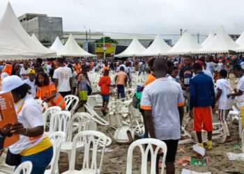 Bousculade à son meeting/Bacongo prévient « On a le médicament contre les microbes et ceux qui cultivent les microbes »