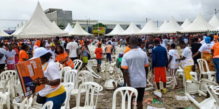 Bousculade à son meeting/Bacongo prévient « On a le médicament contre les microbes et ceux qui cultivent les microbes »