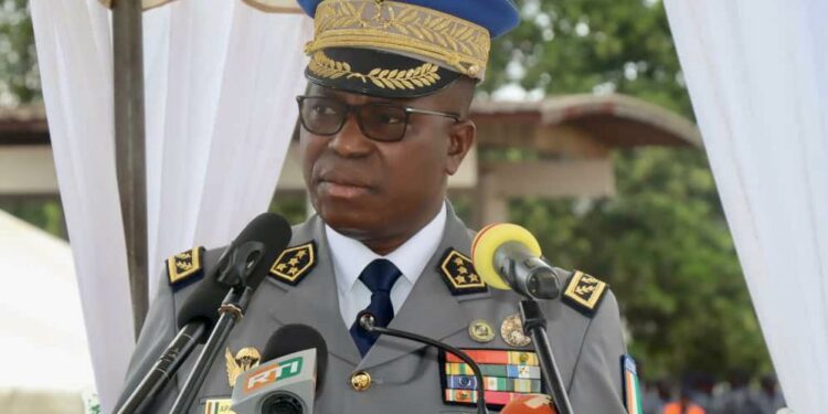  Depuis Toroguhé, Apalo rassure les Ivoiriens « Nous sommes prêts à vous défendre et vous protéger »