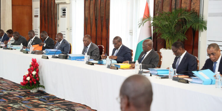 Le conseil des ministres du gouvernement ivoirien du mercredi 13 septembre 2023 en images.