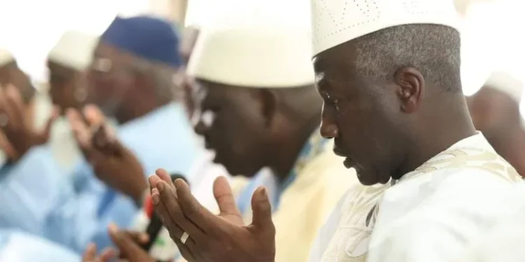 Yopougon: Bictogo confie son mandat à Allah, à la grande mosquée de Port Bouët II