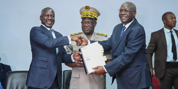 Mairie de Yopougon : Kafana passe « le témoin » à Bictogo