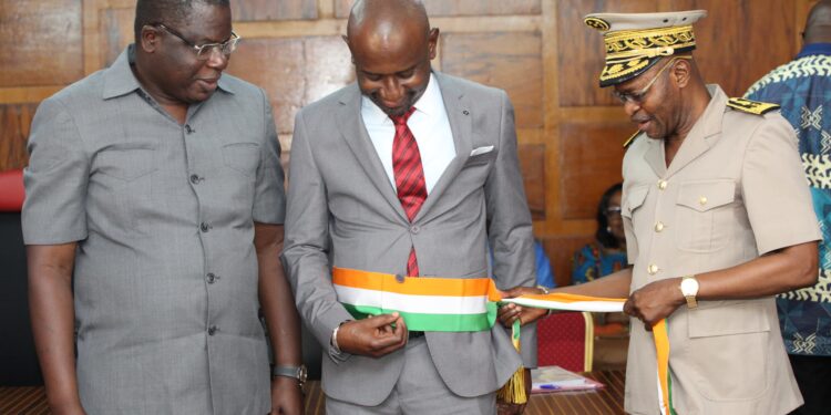 Mairie de Divo : Amédé Kouakou passe la main à son filleul, Ali Touré