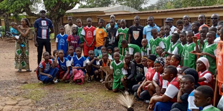 Touba: les policiers initient une opération « coup de balais » au collège Koné Mamadou