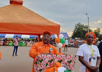 Municipales du 2 décembre: Zié Daouda mobilise tout Tiassalé, « Donnez la mairie à Alpha Sanogo »