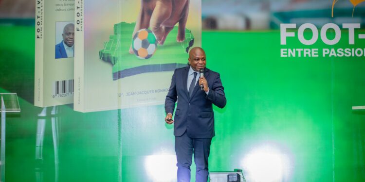 Le livre « Foot-Ivoire: entre passion et patriotisme » du Dr Konadjé présenté aux Abidjanais