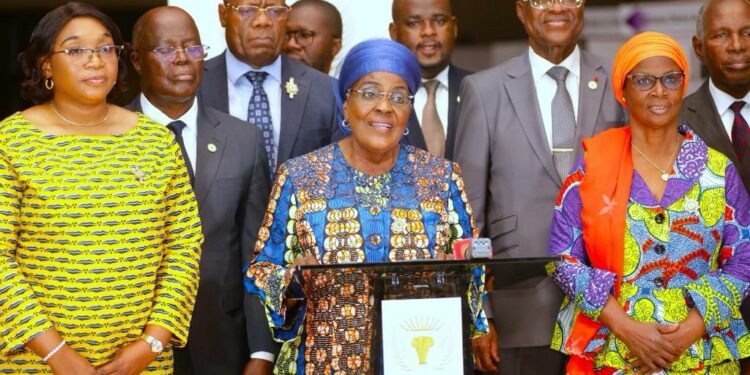 Séance plénière du Sénat:11 projets de loi et le Règlement adoptés