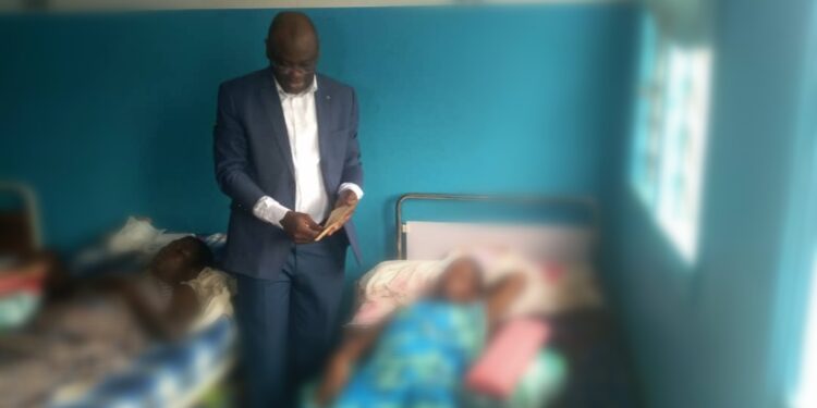 CHR de Bouaké: La MS-MÉDIAS offre des kits aux femmes porteuses de fistules