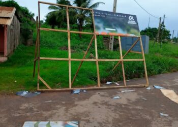 Campagne municipale à Tiassalé : des affiches du candidat du RHDP déchirées