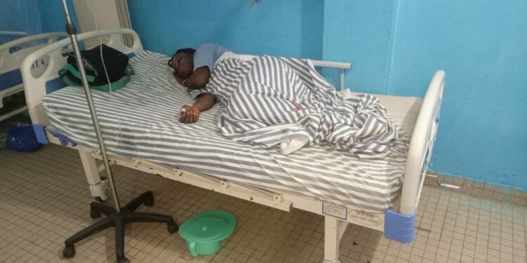 Campagne à Tiassalé: Le camion podium du candidat Alpha Sanogo attaqué, 4 blessés