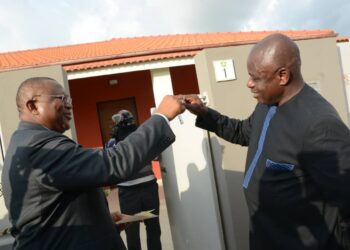 Jean-Roch Kouamé, remercie le ministre Amadou Coulibaly pour sa nouvelle maison 