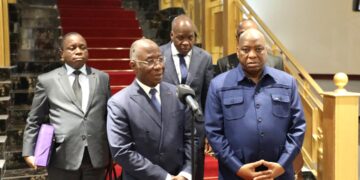 Incendie d&rsquo;un dépôt de carburant à Conakry : le président Alassane Ouattara temogne sa solidarité 