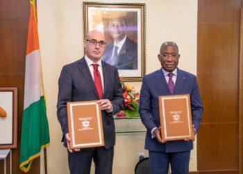 Affaire étrangère: Le Ministre Adom et une ONG européenne signent un important accord 