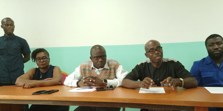 Soutenance : Une centaine d’étudiants du groupe ETIC face au jury le 16 décembre.