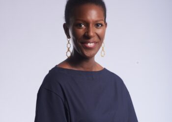 Interview/ Eloïne Barry (Experte en communication) : « Les médias sont comme des infrastructures dans un pays »