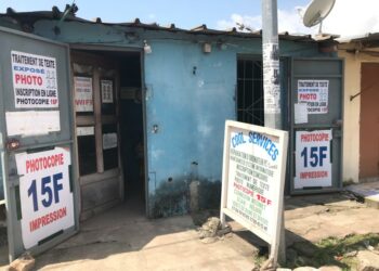 Enquête express/Cybercafé: Comment les dernières entreprises résistent