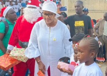 Anyama : 3000 enfants ont reçu des cadeaux