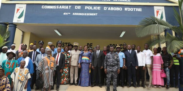 Abobo/Sécurité: Gal Vagondo et Kandia inaugurent le 8e poste de police