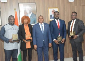 Prix d&rsquo;excellence 2023: Les lauréats 2 et 3e du secteur de la Communication récompensés 