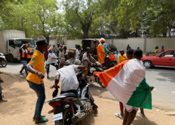 Les Nouvelles du Village Can: Les artistes en phase avec les populations