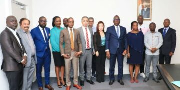 Interdiction des Sacs de ciment plastique : Assahoré et Diarrassouba mettent la pression sur les cimentiers