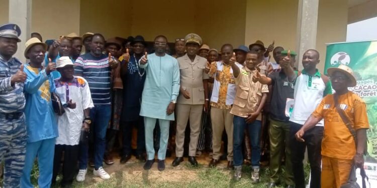 Soubré/Le conseil du café cacao instruit les producteurs de Grand-Zattry sur l’agroforesterie