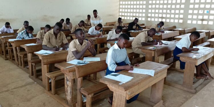 Bafing:  Les élèves de 3e et Tle soumis à un test avant les examens à grand tirages