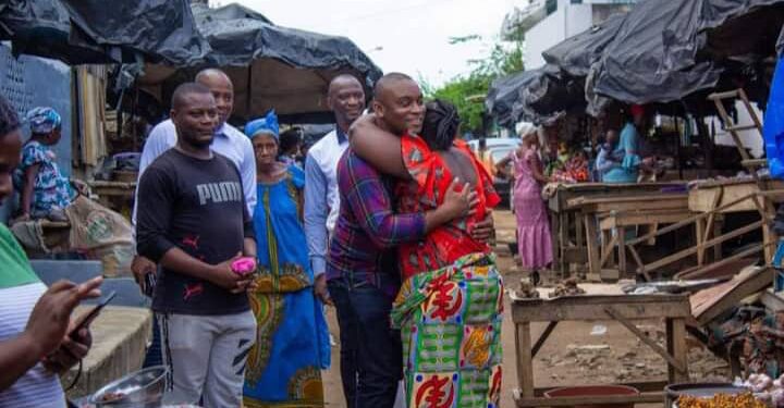 Commune d’Adjamé: Gérard Bohui met un fond sans intérêt à la disposition des femmes