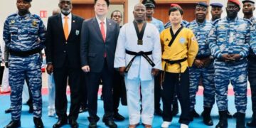 Taekwondo : le général Apalo Touré désormais ceinture noire 6e Dan