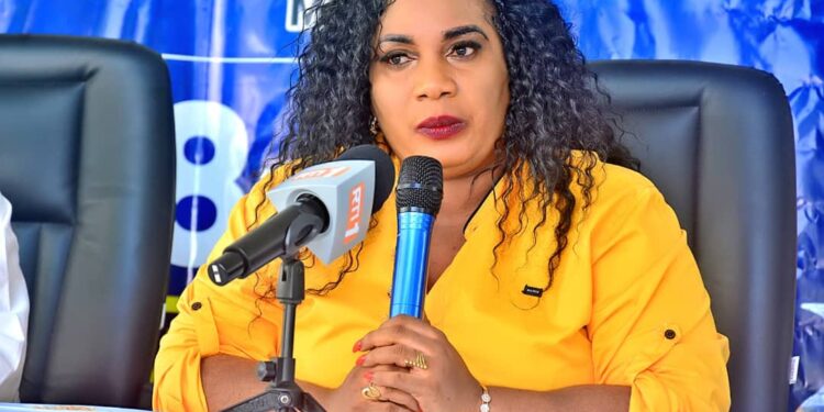 Danitza Tonga (Mafemci): Éric Taba est le champion des champions qui est à l’écoute de la population