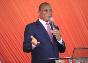 Lutte contre l’urbanisation sauvage: Bruno Koné présente les solutions au CESEC