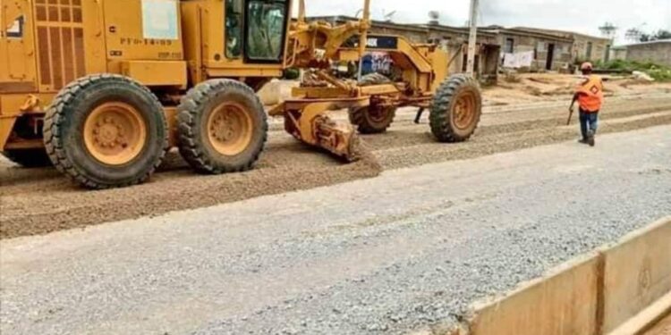 Bitumage et reprofilage des routes à Tiassalé : Alpha Sanogo « Seul le président Ouattara a pu le faire »