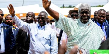 Adama Bictogo aux côtés des populations des Grands Ponts pour l&rsquo;hommage au président Alassane Ouattara