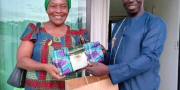 Yamoussoukro/Fête des mères : le Ministre Souleymane Diarrassouba offre des cadeaux à 500 mamans