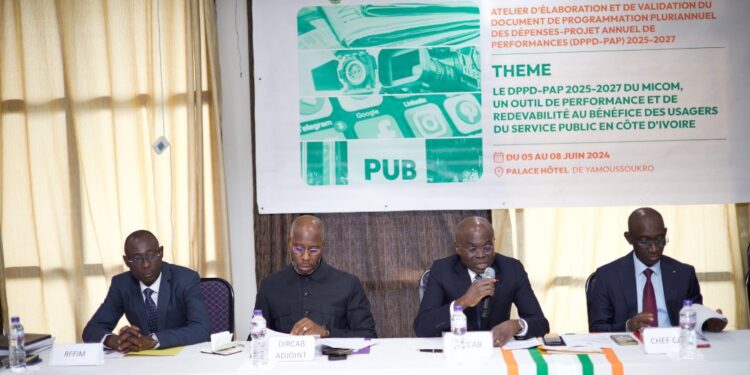 Atelier d’élaboration et validation du DPPD-PA :2025-2027 : Amadou Coulibaly invite ses collaborateurs à produire un document adapté au nouvel organigramme du Ministère