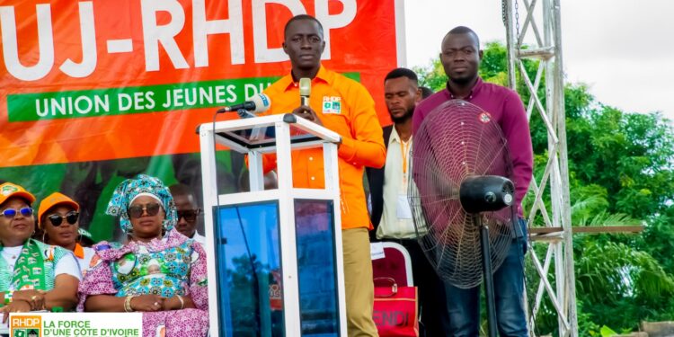 Koné Mamadou met en mission les jeunes du RHDP depuis Bouaké : « Personne ne va dormir jusqu’à la victoire finale en 2025 »