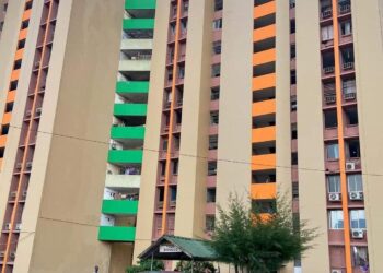 Projet «Des Couleurs pour ma Cité» de l&rsquo;ANAGED: La Cité des tours des 220 logements d&rsquo;Adjamé fait peau neuve