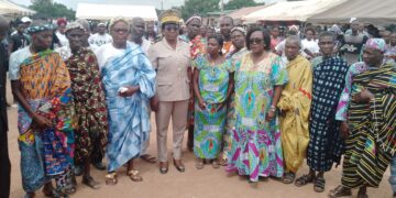 Maître Viviane Tanoe investie la coopérative Anouanzê Fê qui compte plus de 900 femmes