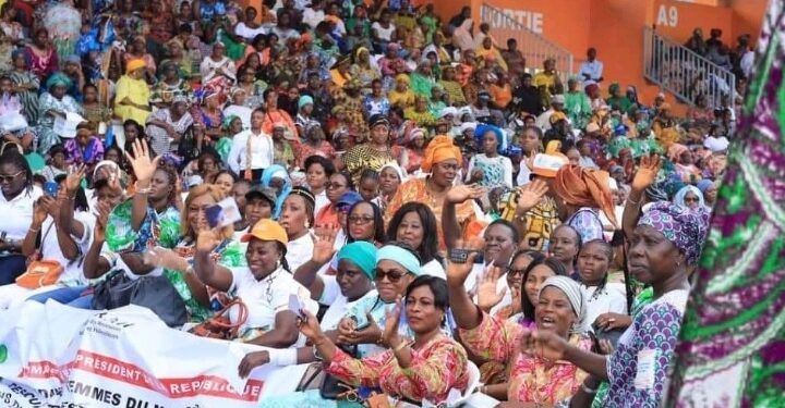 Côte d’Ivoire : 50 000 femmes rendent hommage au Président Ouattara