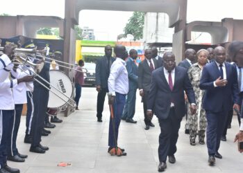 Le 05 août 2024, les chefs Atchan et Attié recevront des véhicules du président Ouattara.