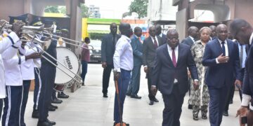 Le 05 août 2024, les chefs Atchan et Attié recevront des véhicules du président Ouattara.
