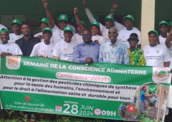 Gboguhé: les populations sensibilisées sur les effets néfastes des pesticides chimiques.