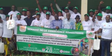 Gboguhé: les populations sensibilisées sur les effets néfastes des pesticides chimiques.