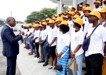 Journées de l&rsquo;orientation : 400 bacheliers de Koumassi convoyés par le Maire Narcisse Balley