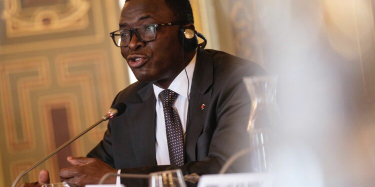 Le ministre Danho Paulin prend part au Sommet International des Maires Engagés pour le Climat à Paris