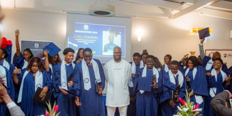 Côte d’Ivoire : Célébration des diplômés et pot de départ des étudiants de TgMaster