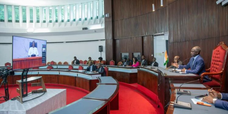 Côte d’Ivoire : Bictogo échange avec les Présidents des Parlements Africains par visioconférence