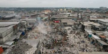 Adjamé : Des images après l’incendie du black Market